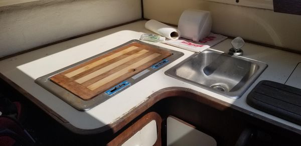 Hunter 25 image