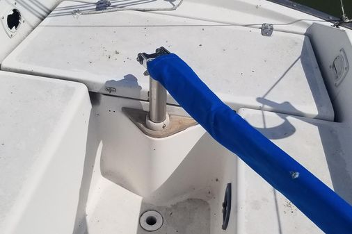 Hunter 25 image