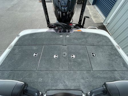 Skeeter ZXR21 image