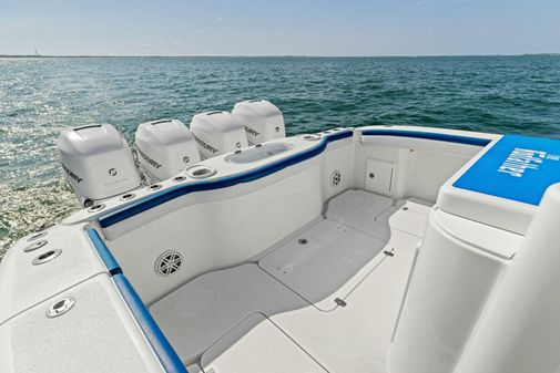 Yellowfin 42 Center Console image