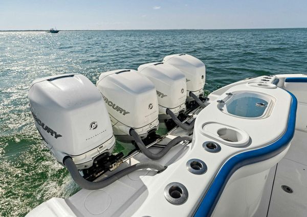 Yellowfin 42 Center Console image