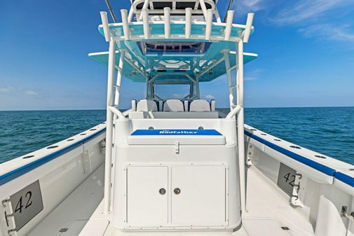 Yellowfin 42 Center Console image