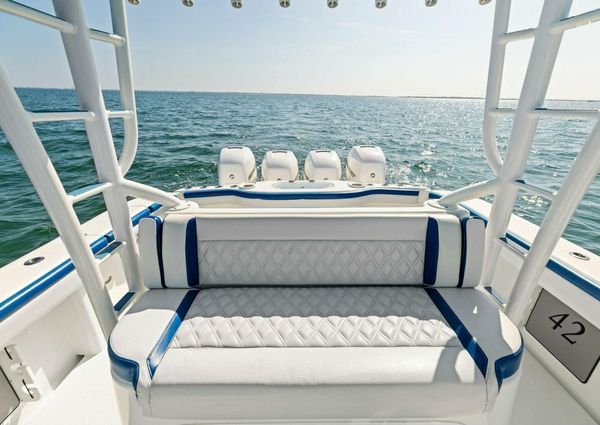 Yellowfin 42 Center Console image