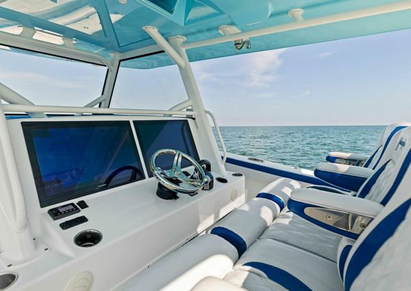 Yellowfin 42 Center Console image