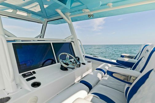 Yellowfin 42 Center Console image