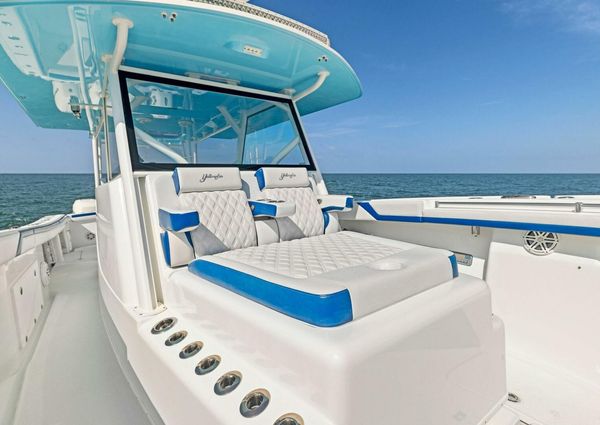 Yellowfin 42 Center Console image