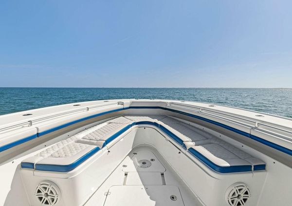 Yellowfin 42 Center Console image