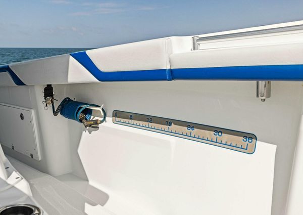 Yellowfin 42 Center Console image