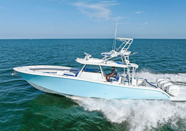 Yellowfin 42 Center Console image