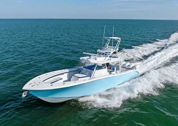 Yellowfin 42 Center Console image