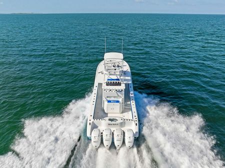 Yellowfin 42 Center Console image