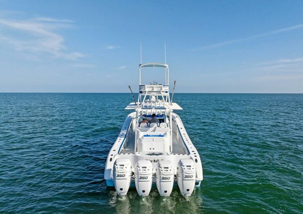 Yellowfin 42 Center Console image