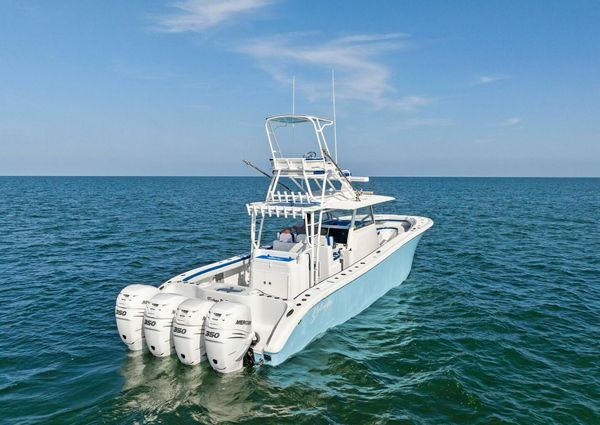 Yellowfin 42 Center Console image