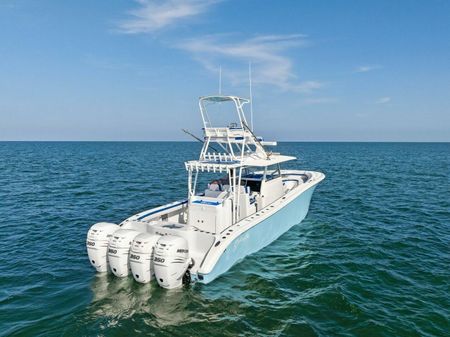 Yellowfin 42 Center Console image