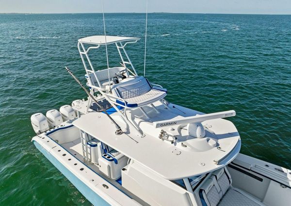 Yellowfin 42 Center Console image