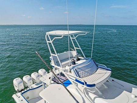 Yellowfin 42 Center Console image