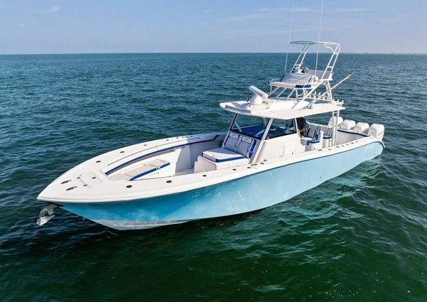 Yellowfin 42 Center Console image