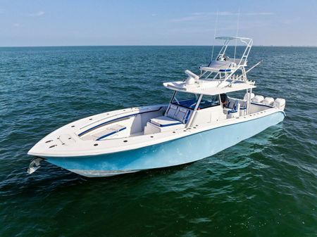 Yellowfin 42 Center Console image