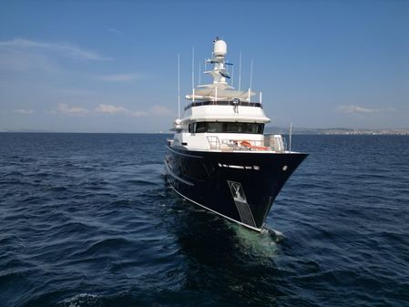 RMK Marine Explorer Yacht 120 image