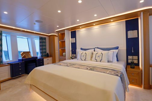 RMK Marine Explorer Yacht 120 image