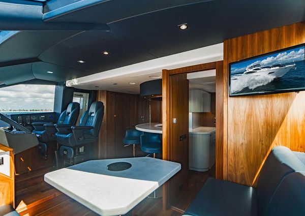 Sunseeker 86 Yacht image