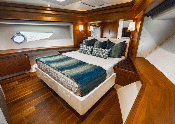 Sunseeker 86 Yacht image