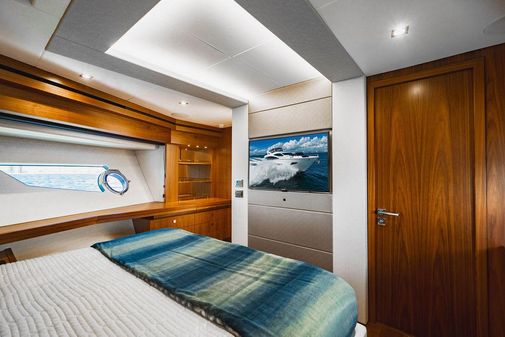 Sunseeker 86 Yacht image