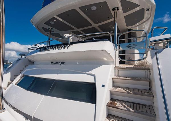 Sunseeker 86 Yacht image