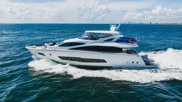 Sunseeker 86 Yacht 