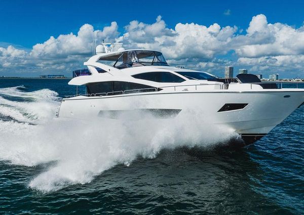 Sunseeker 86 Yacht image