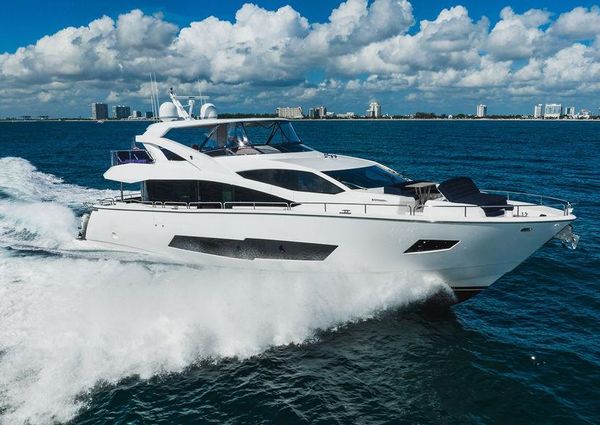 Sunseeker 86 Yacht image