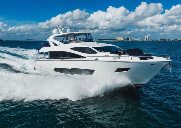 Sunseeker 86 Yacht image