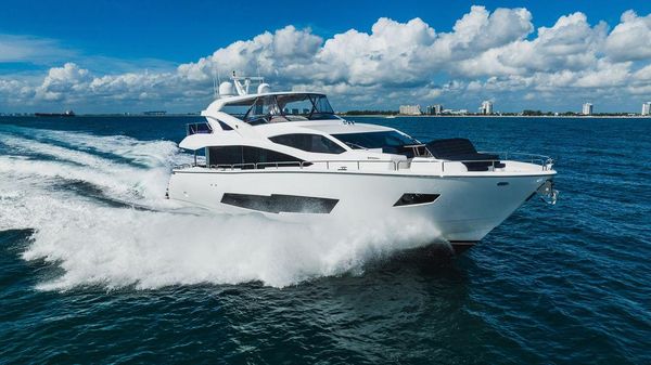 Sunseeker 86 Yacht image