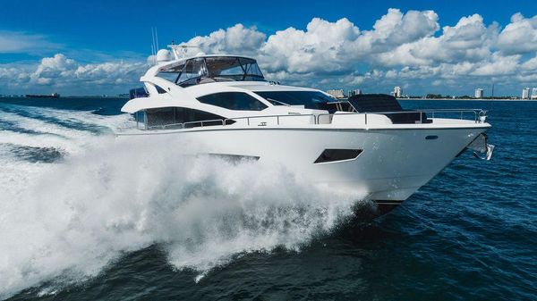 Sunseeker 86 Yacht image