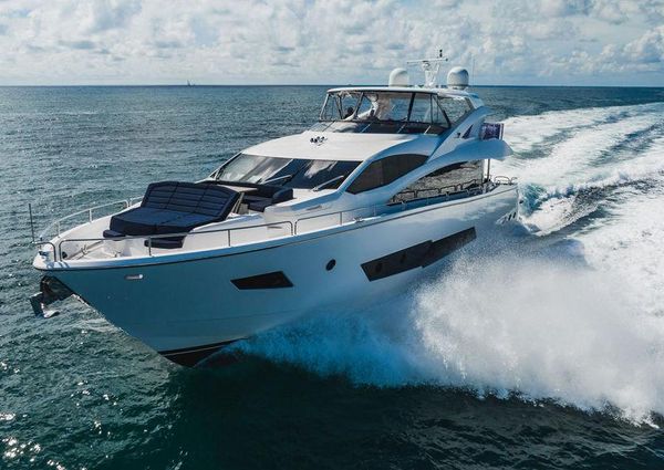 Sunseeker 86 Yacht image