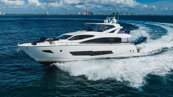 Sunseeker 86 Yacht image