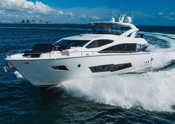 Sunseeker 86 Yacht image