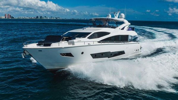 Sunseeker 86 Yacht image