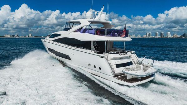 Sunseeker 86 Yacht image