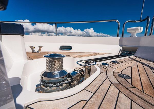 Sunseeker 86 Yacht image