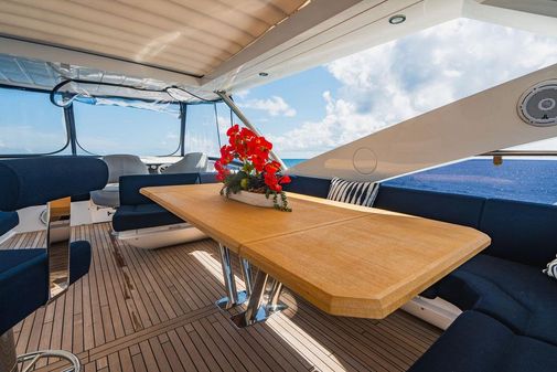 Sunseeker 86 Yacht image