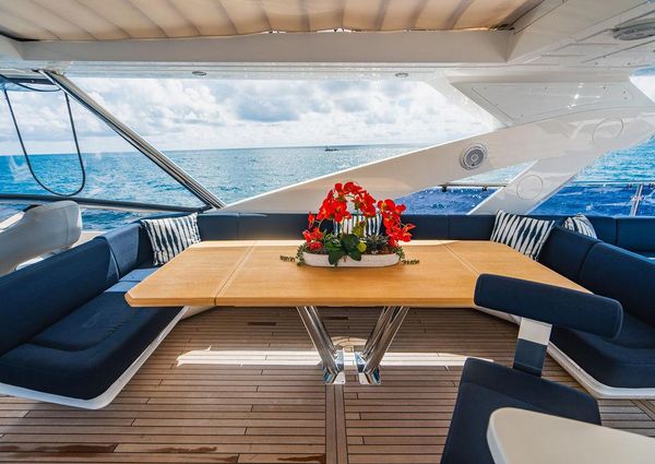 Sunseeker 86 Yacht image