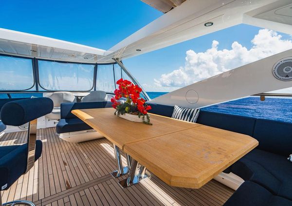 Sunseeker 86 Yacht image