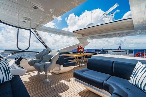 Sunseeker 86 Yacht image