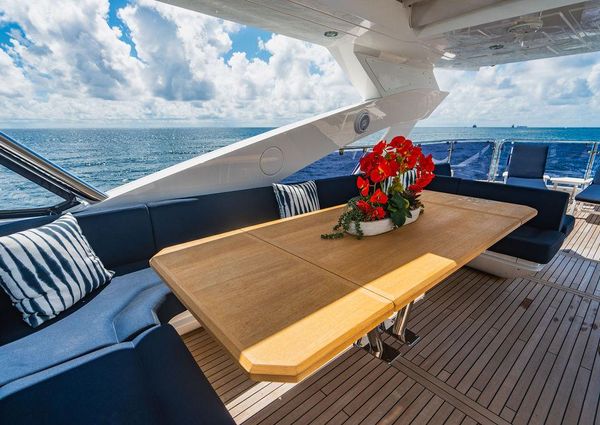 Sunseeker 86 Yacht image