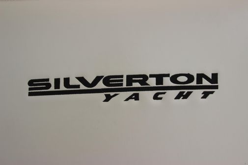 Silverton 410 Sport Bridge image