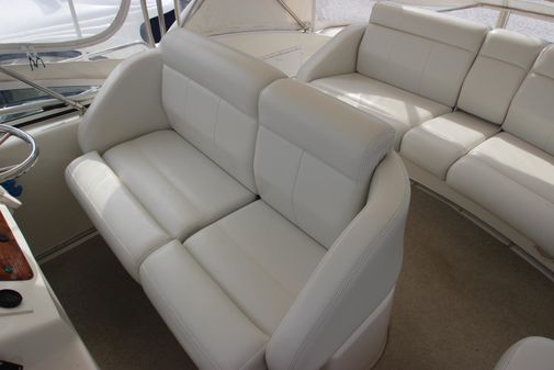 Silverton 410 Sport Bridge image
