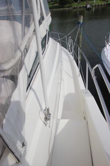 Silverton 410 Sport Bridge image