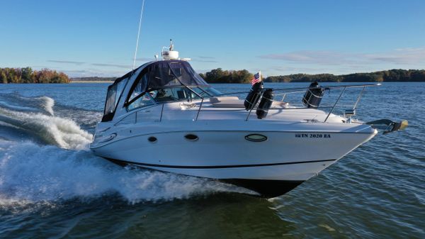 Four Winns V335