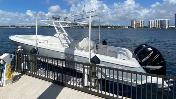 Intrepid 327